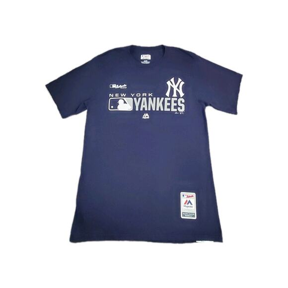 Majestic Other - Majestic Men's NY Yankees T-shirt Sz S Blue Authentic Collection C30-68
